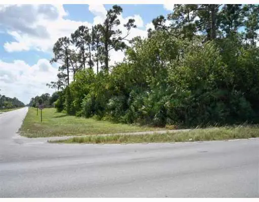 Xx Sycamore Drive W, Loxahatchee, FL 33470
