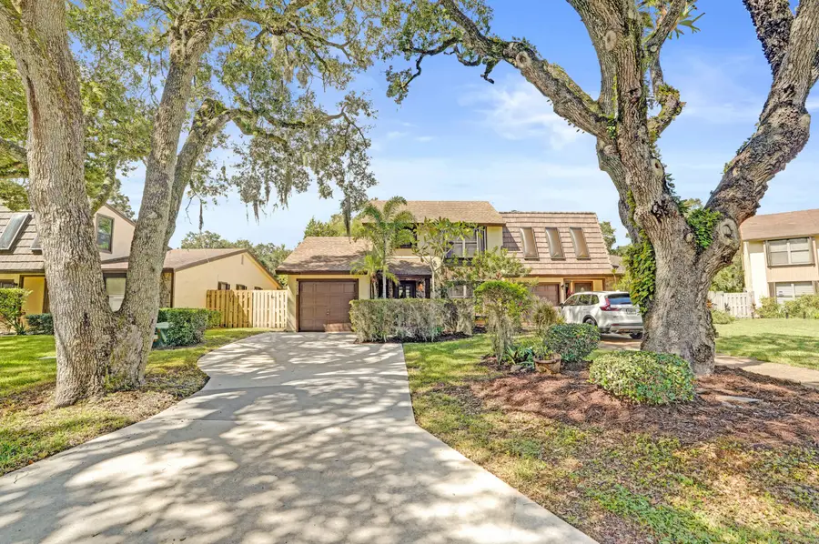 1065 Raintree Lane, Palm Beach Gardens, FL 33410 - #3