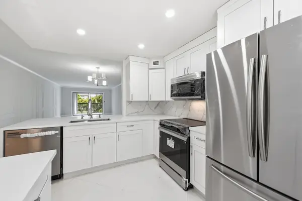 2006 Granada Drive #M3, Coconut Creek, FL 33066
