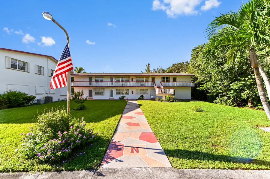 277 Northampton N, West Palm Beach, FL 33417 - #2