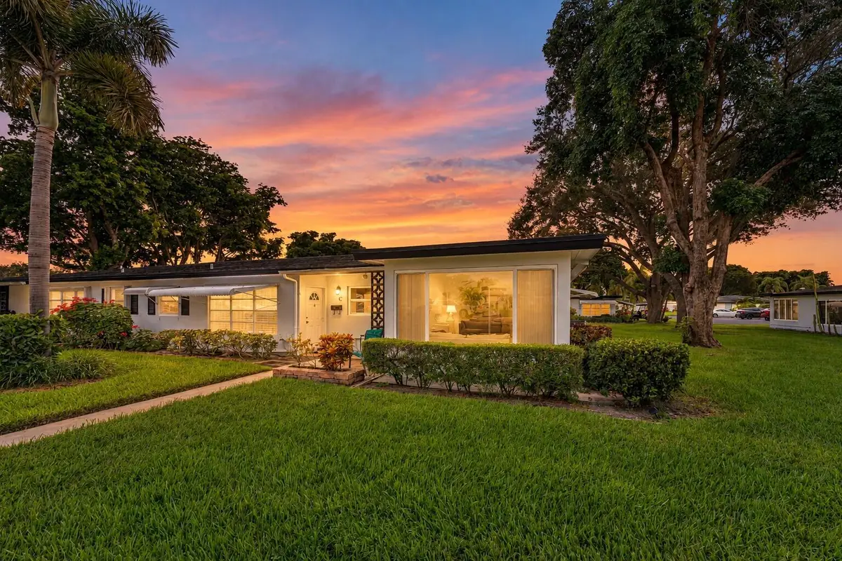 572 High Point Drive #D, Delray Beach, FL 33445 - #1
