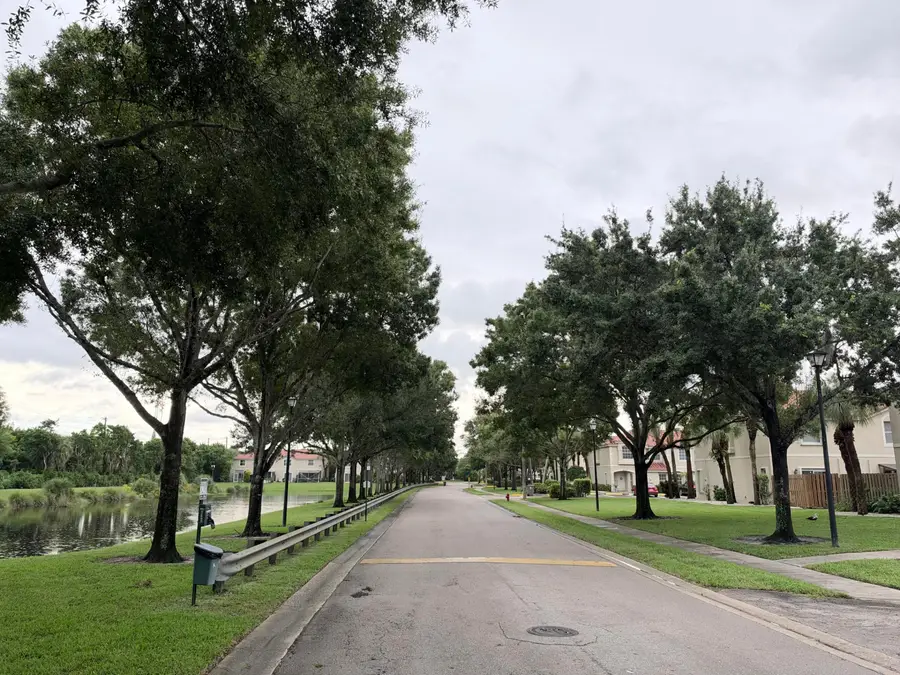 804 Summit Lake Drive, West Palm Beach, FL 33406 - #3