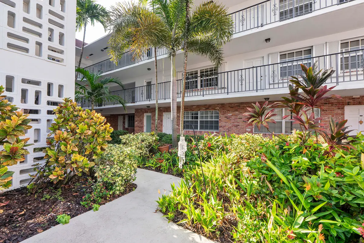 2424 NE 9th Street #305, Fort Lauderdale, FL 33304 - #1