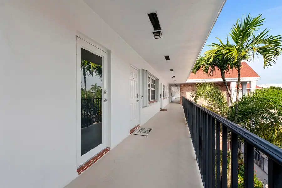 2424 NE 9th Street #305, Fort Lauderdale, FL 33304 - #3