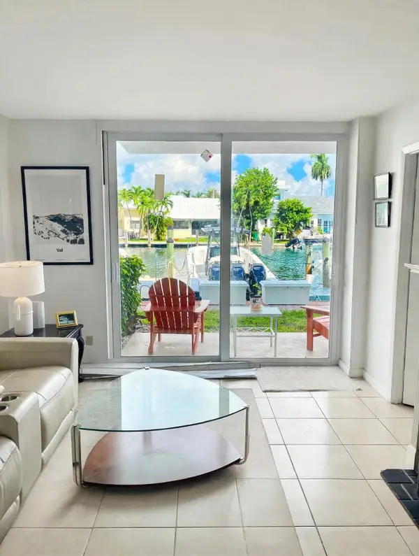 1777 SE 15th Street #121, Fort Lauderdale, FL 33316