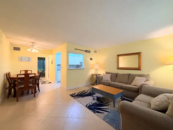 240 Horizons W #107, Boynton Beach, FL 33435