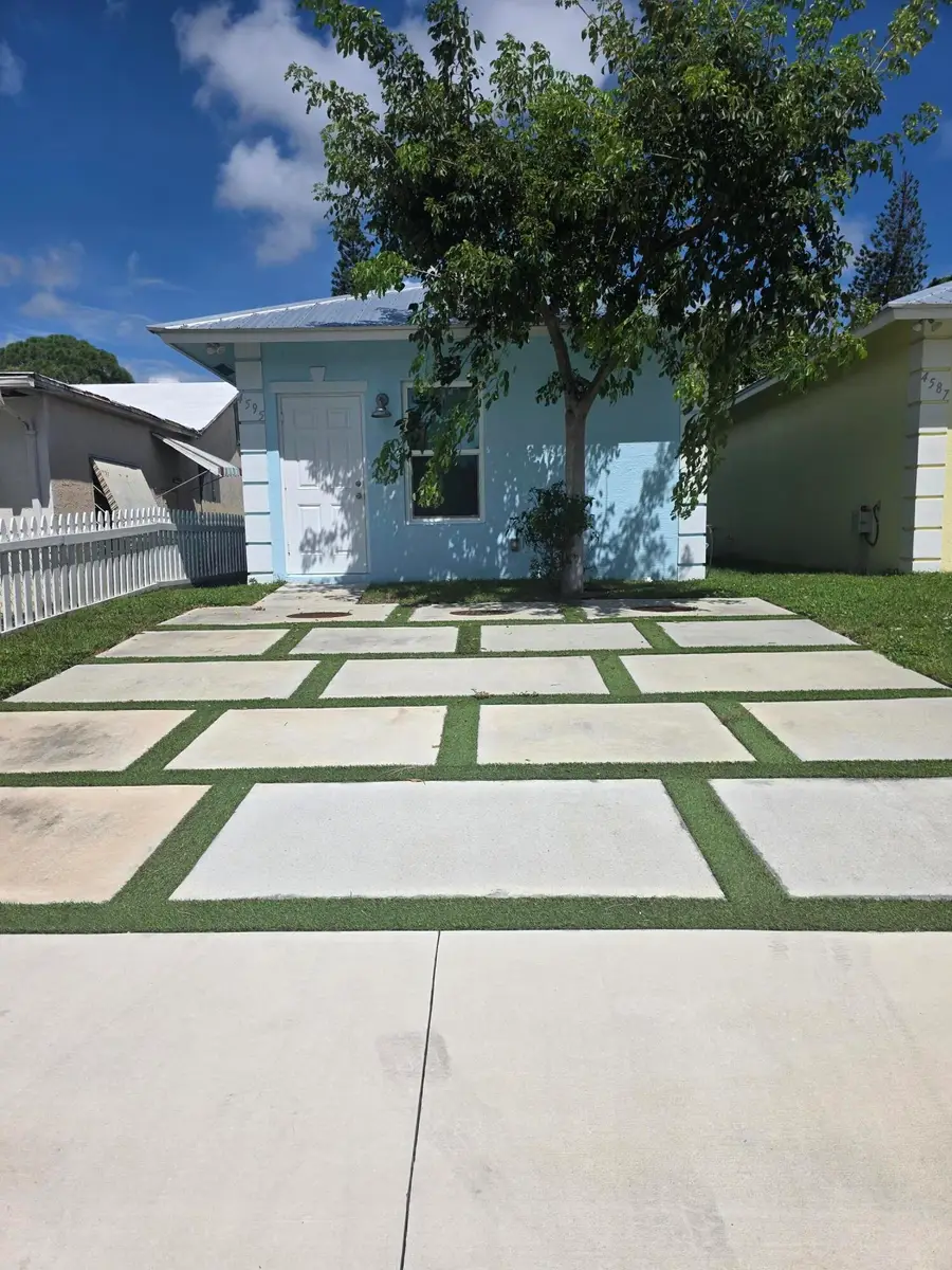 4595 Cambridge Street, Kenwood Estates, FL 33463 - #2
