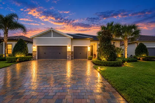 652 SE Boboli Way, Port St Lucie, FL 34984
