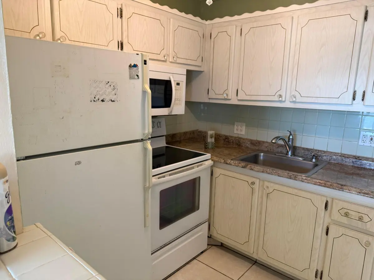332 Dover B, West Palm Beach, FL 33417 - #1