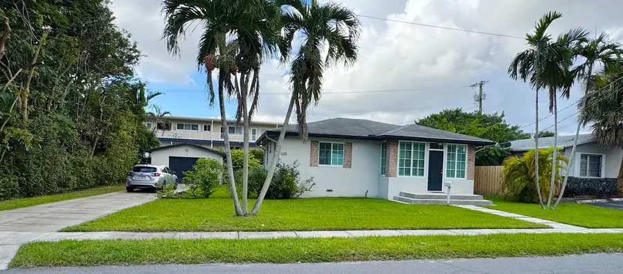 133 SE 2nd Street, Dania Beach, FL 33004 - #2