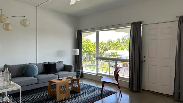 715 NW 30th Court #8, Wilton Manors, FL 33311