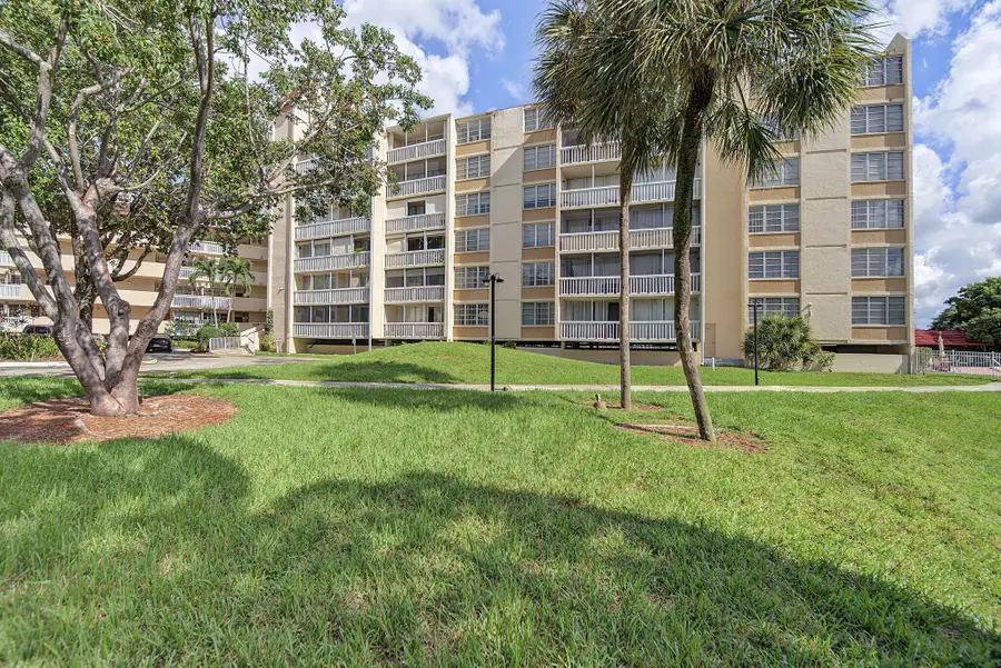 7051 Environ Boulevard #534, Lauderhill, FL 33319 - #2