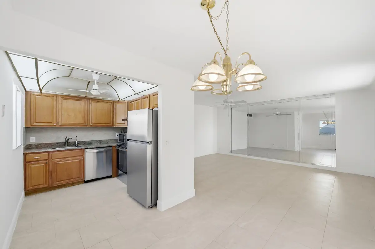 452 Brittany J, Delray Beach, FL 33446 - #1