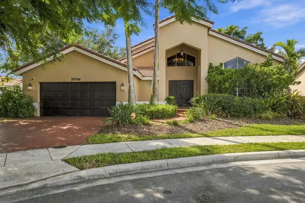 20104 NW 9th Drive, Pembroke Pines, FL 33029