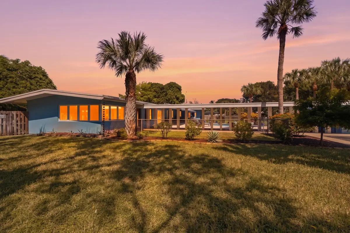 4501 E Country Club Circle, Plantation, FL 33317 - #1