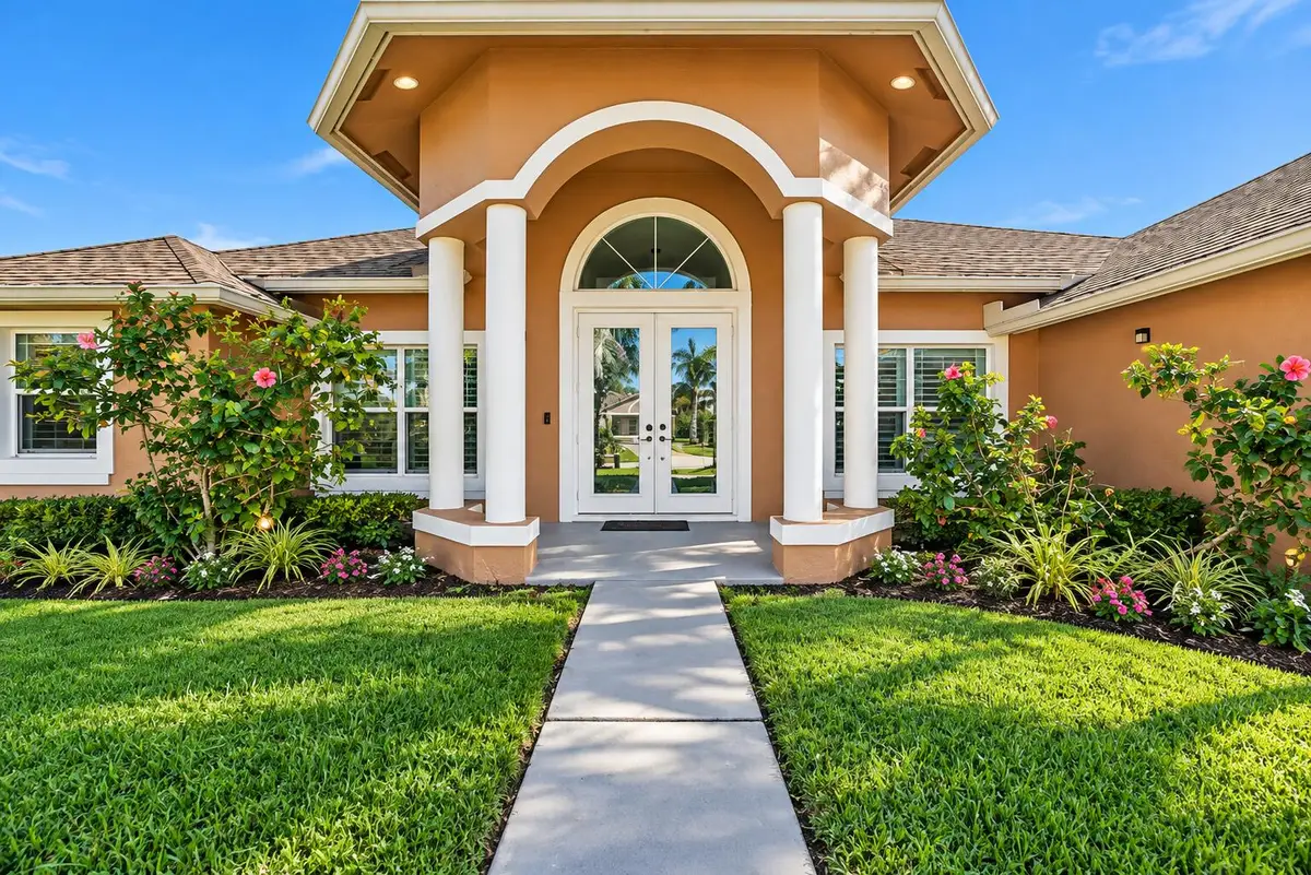 1586 SW Calmar Avenue, Port Saint Lucie, FL 34953 - #1
