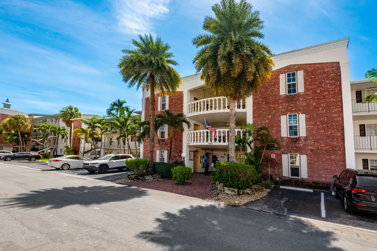 465 Paradise Isle Boulevard, Hallandale Beach, FL 33009 - #1