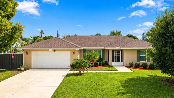 1697 SE Lorraine Street, Port St Lucie, FL 34952
