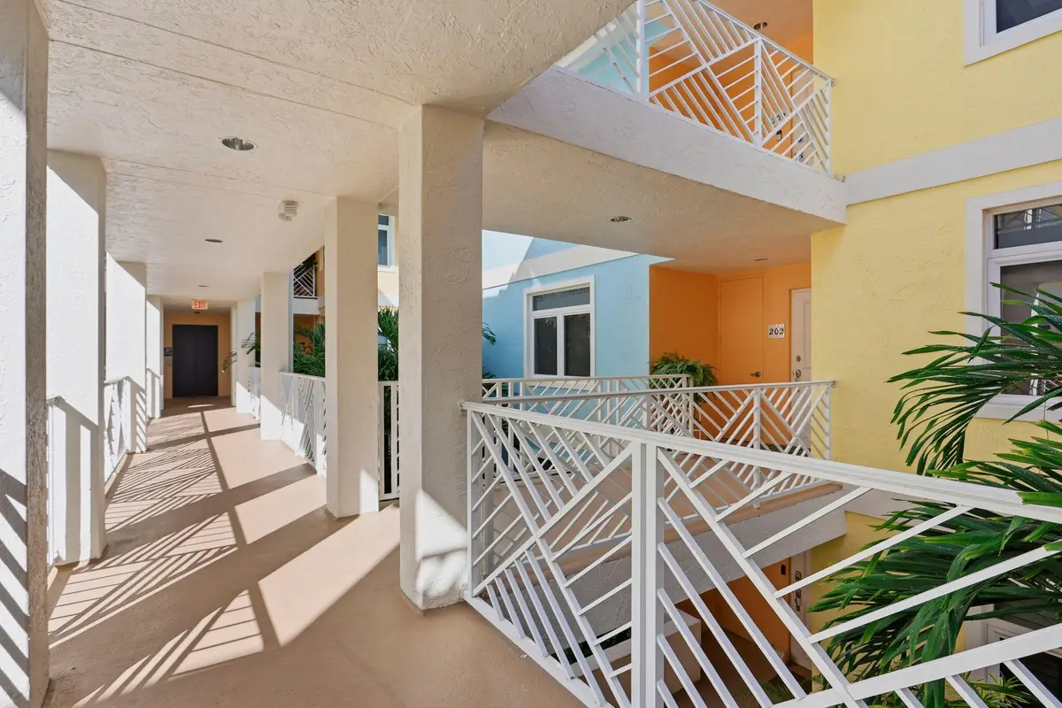 309 E Ocean Avenue #202, Lantana, FL 33462 - #1