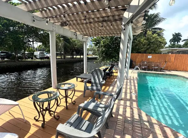 500 SE 9th Court #1-2, Fort Lauderdale, FL 33316