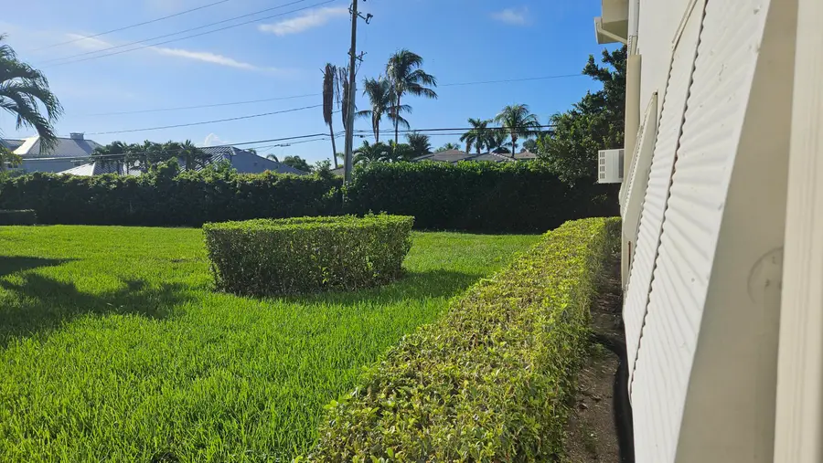 800 W Horizons W #104, Boynton Beach, FL 33435 - #3