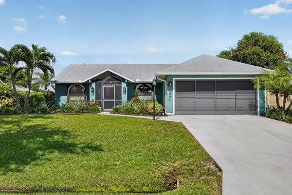 609 SE Barr Street, Port St Lucie, FL 34984