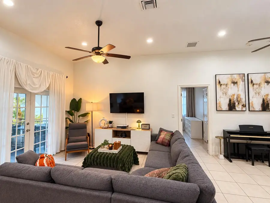 2858 NW 9th Street, Fort Lauderdale, FL 33311 - #3