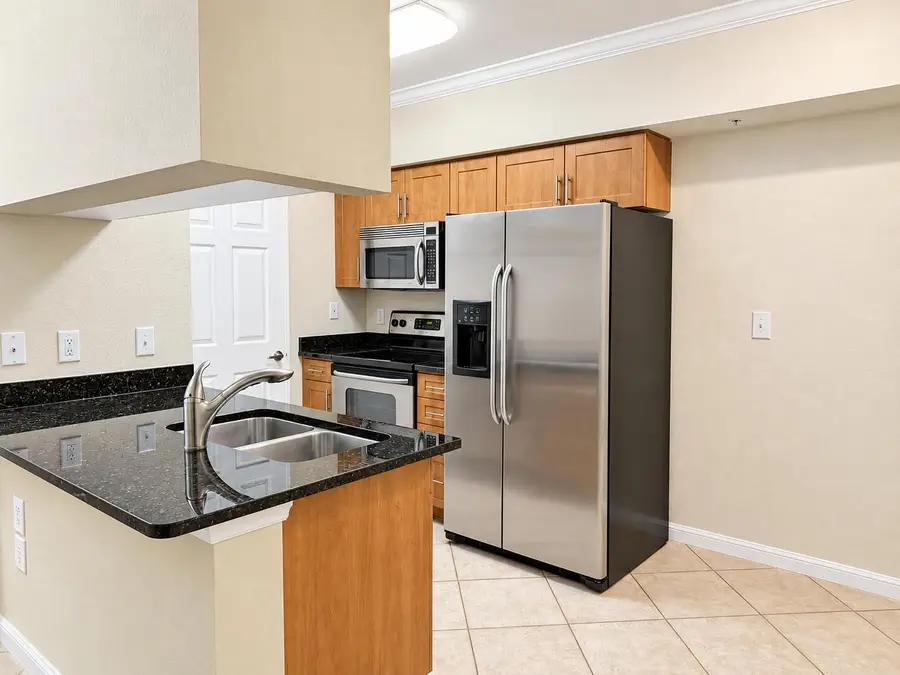 6386 Emerald Dunes Drive #106, West Palm Beach, FL 33411 - #3