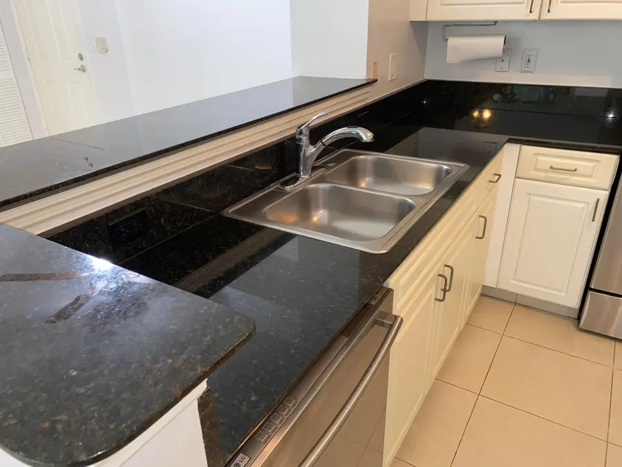 720 S Sapodilla Avenue #408, West Palm Beach, FL 33401 - #2