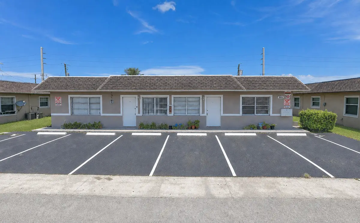 3970 NW 31st Terrace, Lauderdale Lakes, FL 33309 - #1