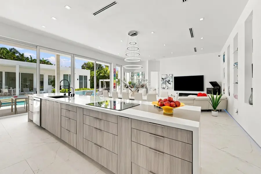 110 NE 16th Place, Fort Lauderdale, FL 33305 - #2