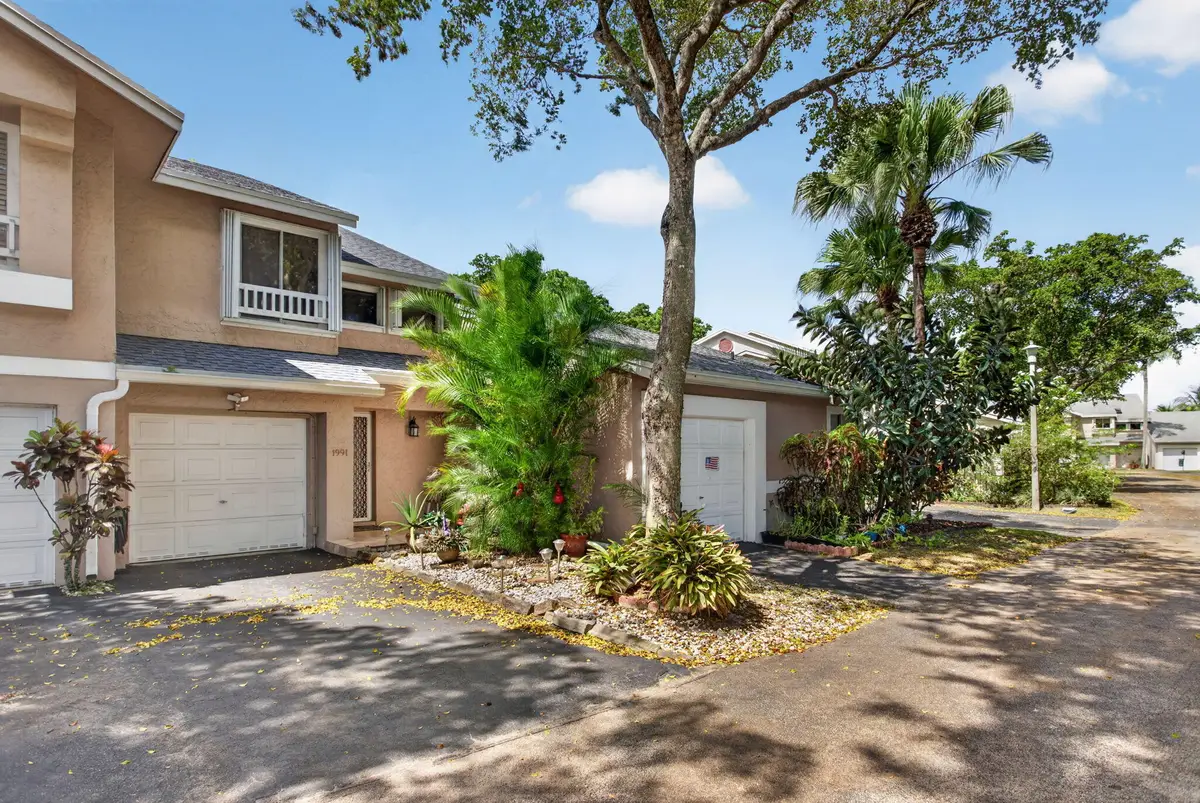 1991 Discovery Circle E, Deerfield Beach, FL 33442 - #1