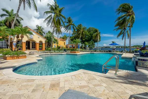 145 Yacht Club Way #109, Hypoluxo, FL 33462