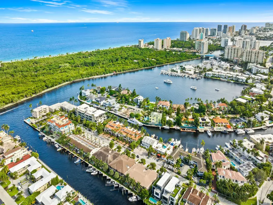 2744 NE 14th Street, Fort Lauderdale, FL 33304 - #2