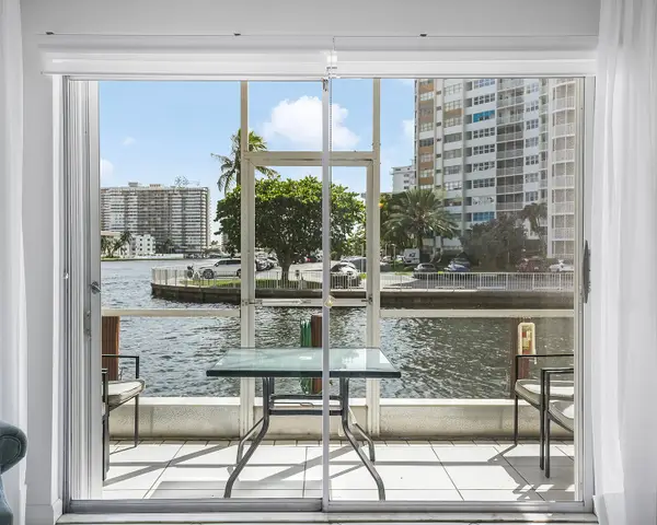 2600 Diana Drive #107, Hallandale Beach, FL 33009