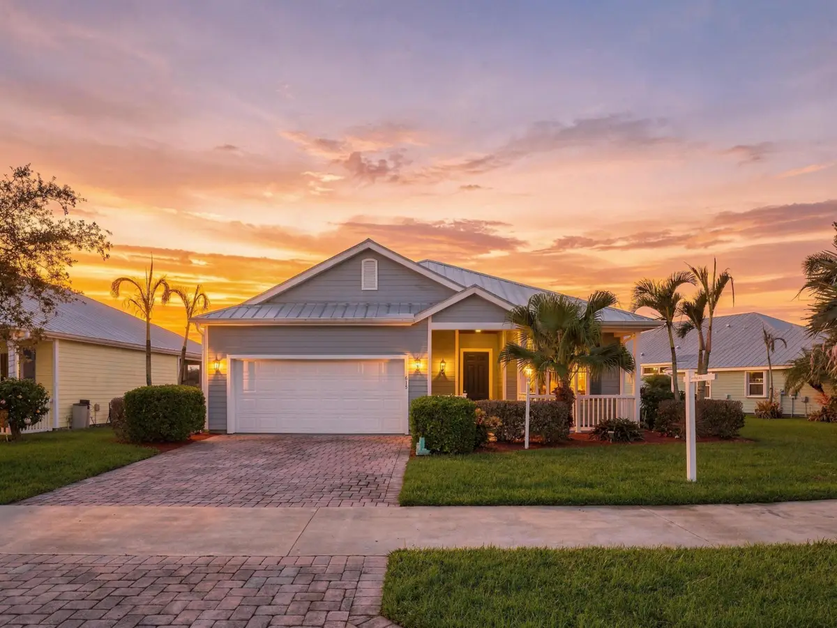 615 NE Canoe Park Circle, Port Saint Lucie, FL 34983 - #1