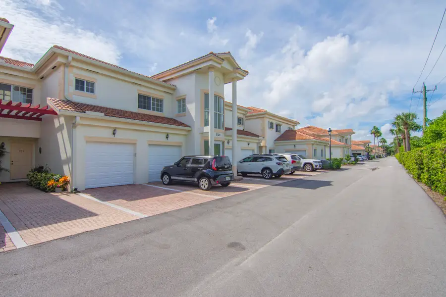 520 7th Square, Vero Beach, FL 32962 - #2
