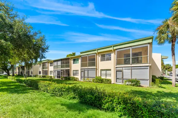 4148 NW 90th Avenue #201, Coral Springs, FL 33065