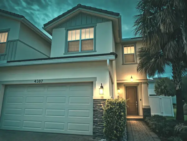 4387 Veleiros Avenue, Deerfield Beach, FL 33064