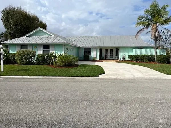 10691 SE Jupiter Narrows Drive, Hobe Sound, FL 33455