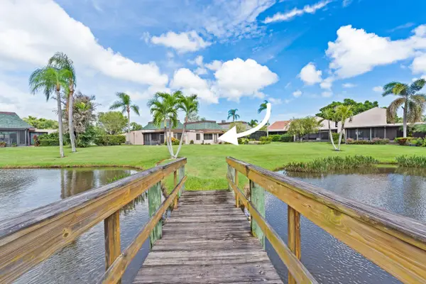 3310 SE Sandpiper Circle, Port St Lucie, FL 34952