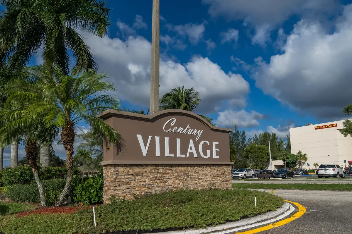 71 Canterbury C, West Palm Beach, FL 33417 - #1