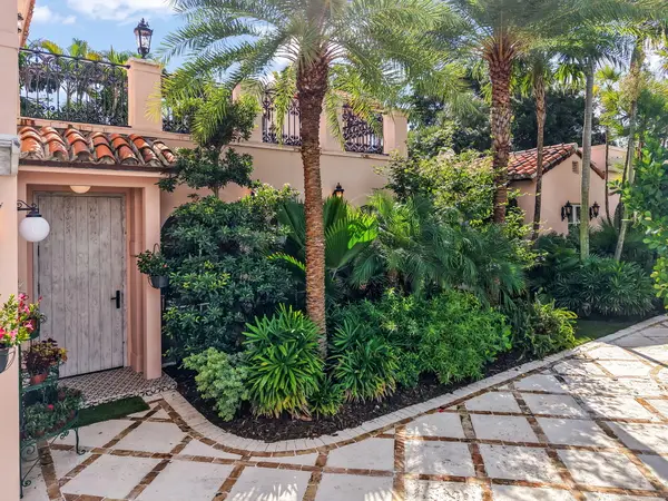 130 Cardinal Avenue, Boca Raton, FL 33486