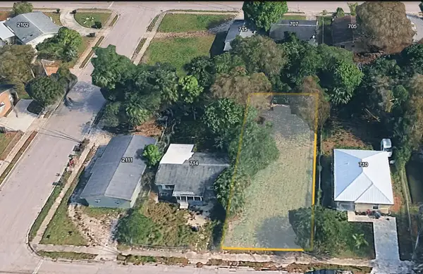 712 N 22nd Street, Fort Pierce, FL 34950