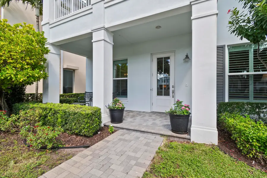 5017 Grandiflora Road, Palm Beach Gardens, FL 33418 - #2