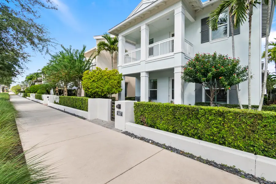 5017 Grandiflora Road, Palm Beach Gardens, FL 33418 - #3