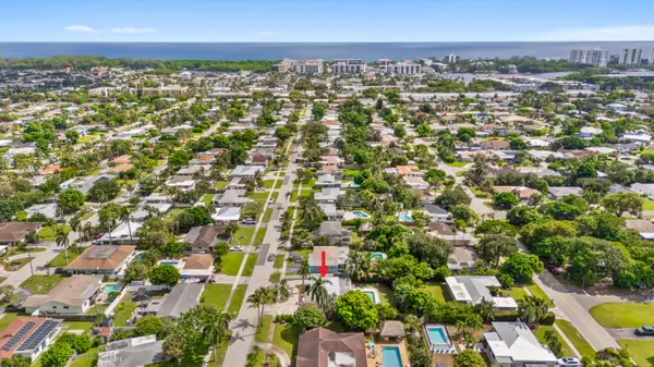 214 NE 28th Road, Boca Raton, FL 33431