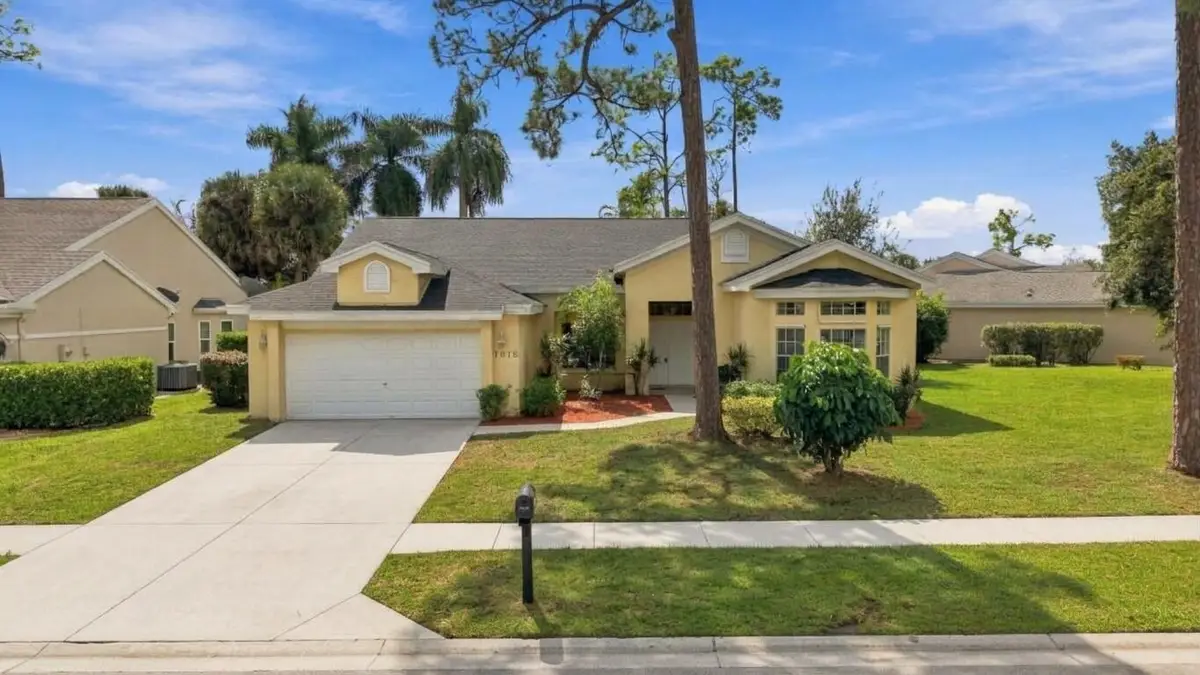 1015 Lake Breeze Drive, Wellington, FL 33414 - #1