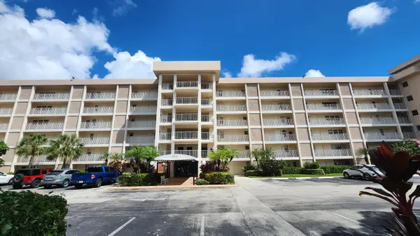2851 S Palm Aire Drive #101, Pompano Beach, FL 33069