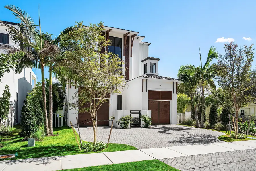 807 NE 9th Avenue, Delray Beach, FL 33483 - #2